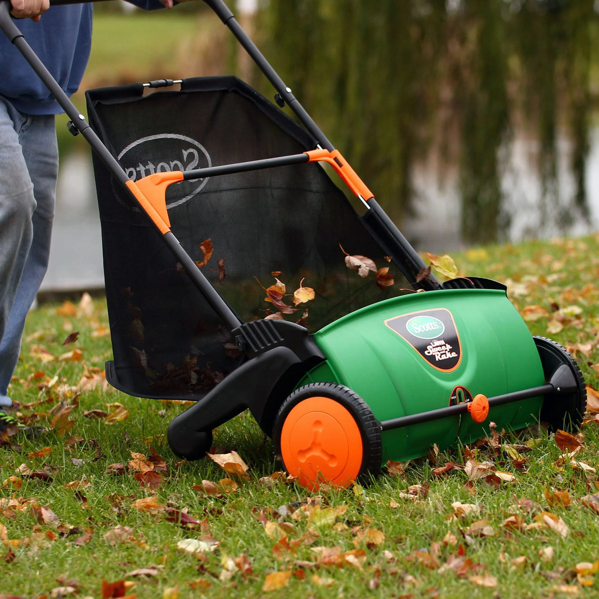 Scotts 26-Inch Push Lawn Sweeper - LSW70026S