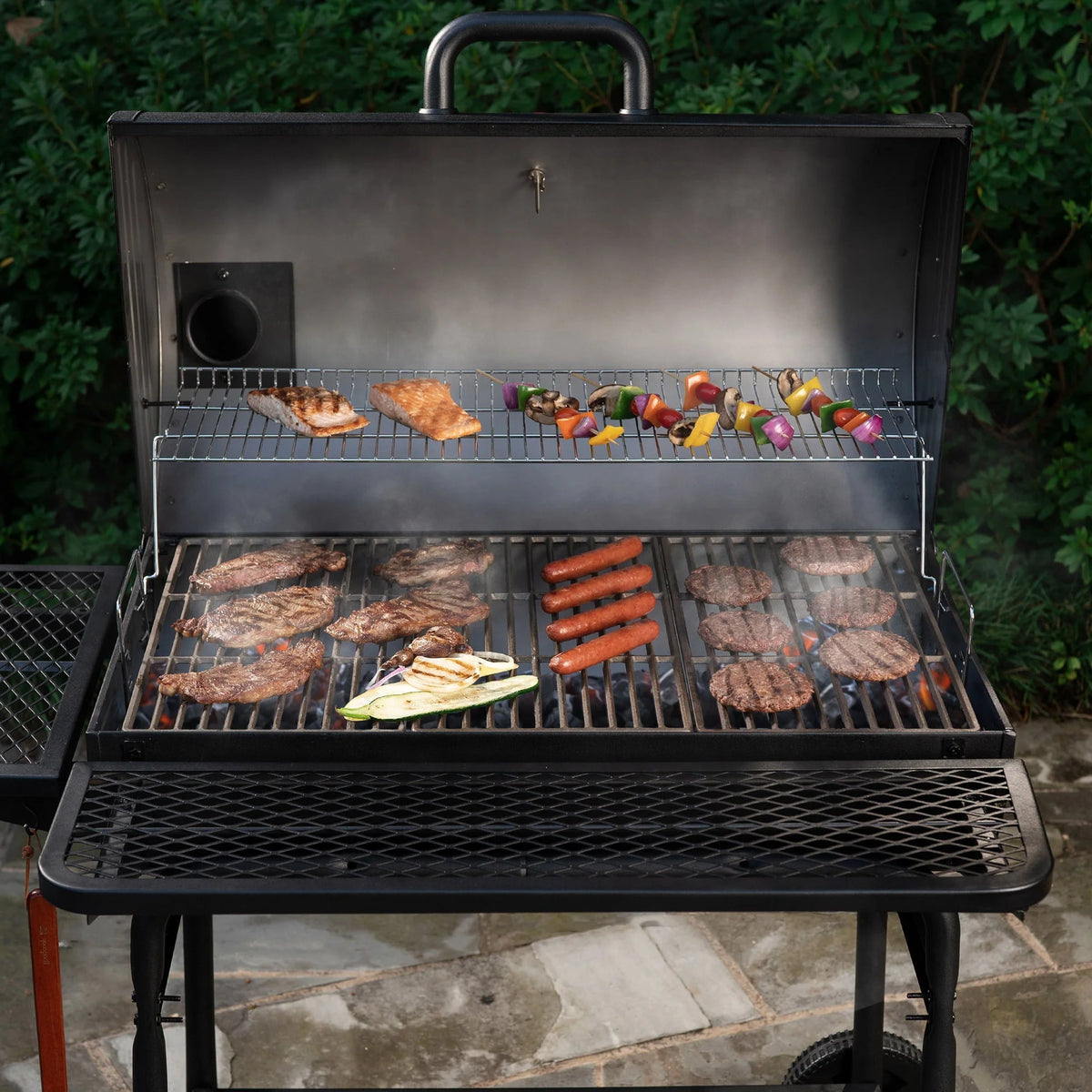 32in Charcoal Grill - 1000 sq in Cooking Space