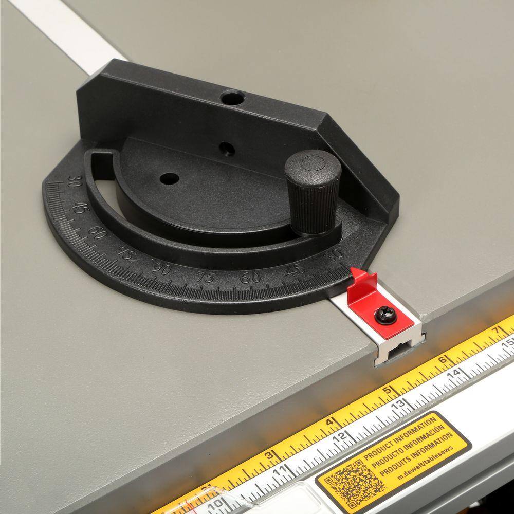 DEWALT 15 Amp Corded 10 in. Jobsite Table Saw With Rolling Stand - DWE7491RS
