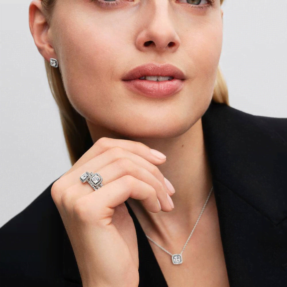 Halo Pendant Collier Necklace