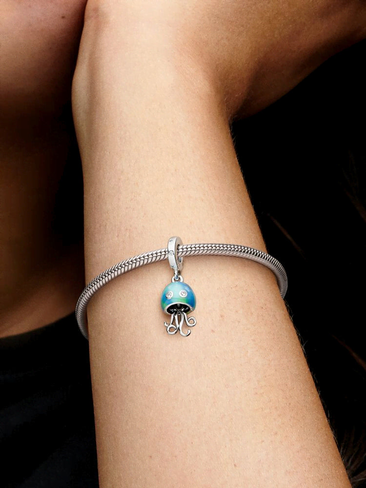 Color-changing Jellyfish Dangle Charm