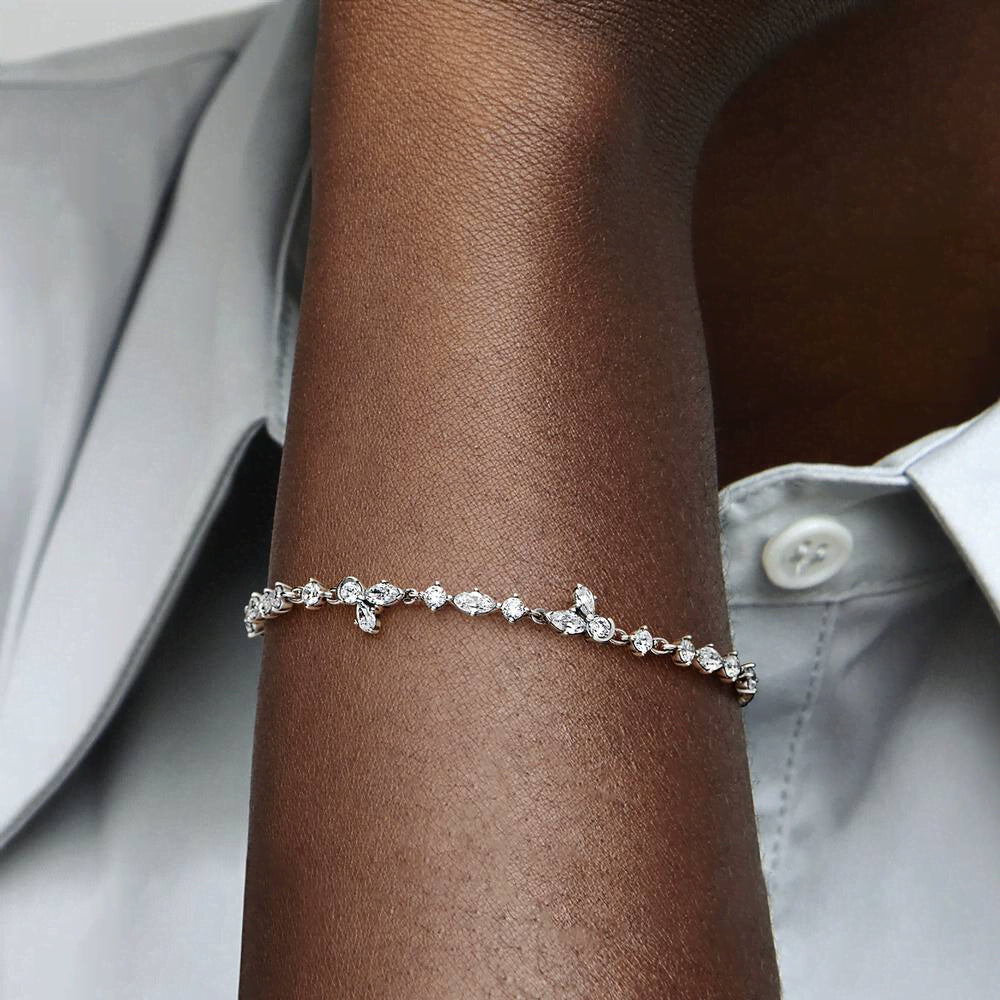 Sparkling Herbarium Cluster Chain Bracelet