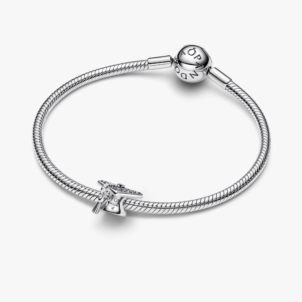 Sparkling Blue 2026 Graduation Cap Charm