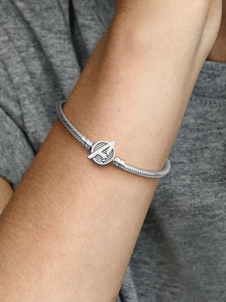 Pandora Moments Marvel The Avengers Logo Clasp Snake Chain Bracelet