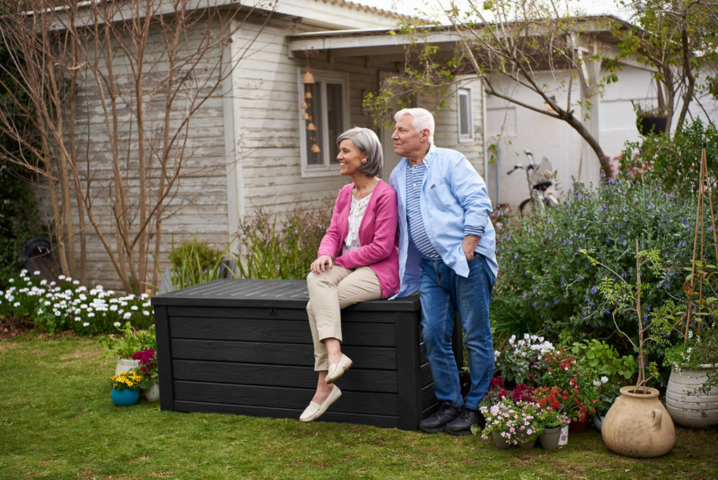 150 Gallon Resin Outdoor Storage Box, Dark Gray