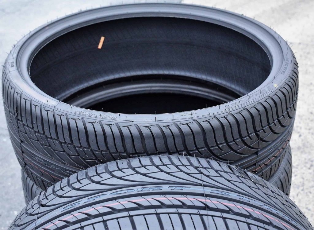 fullway-hp108-25530zr24-97w-xl-all-season-performance-tire-for-cars-suvs-1643