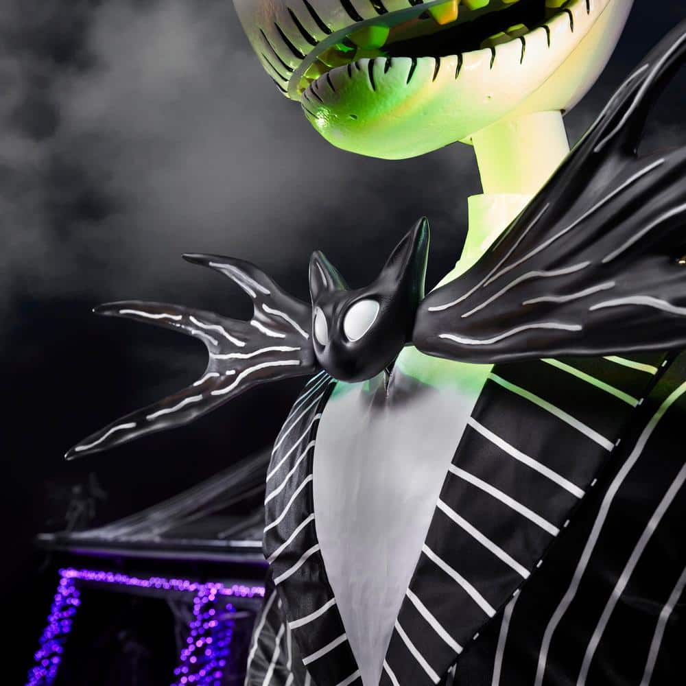 home-accents-13-ft-animated-led-jack-skellington-halloween-decoration-3149