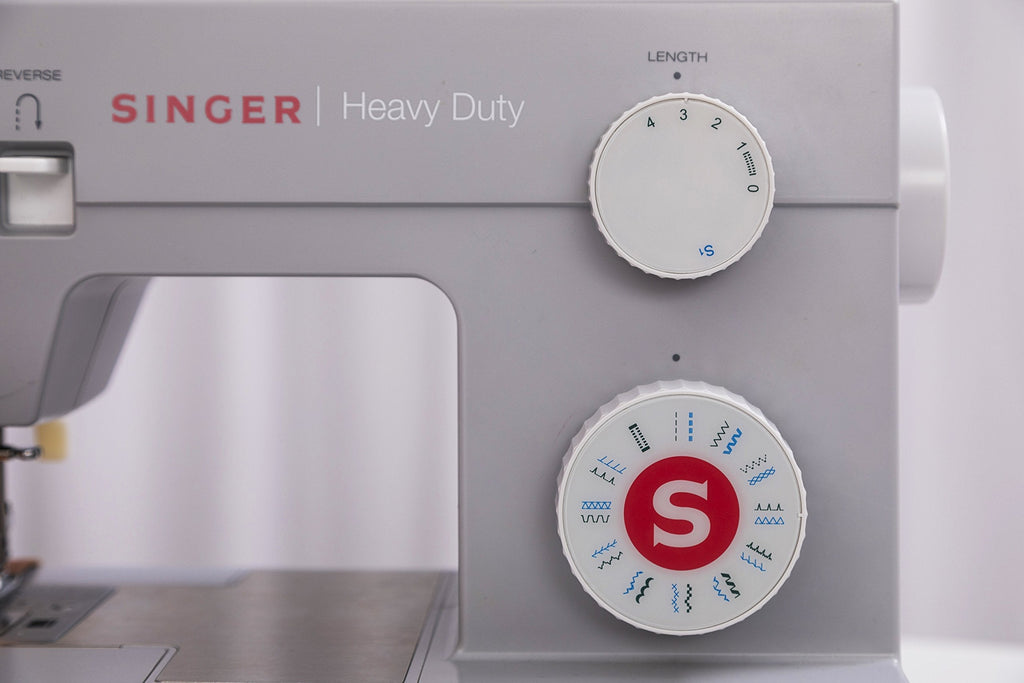 singer-heavy-duty-4423-sewing-machine-23-stitches-automatic-needle-threader-high-speed-durable-metal-frame-white-6386